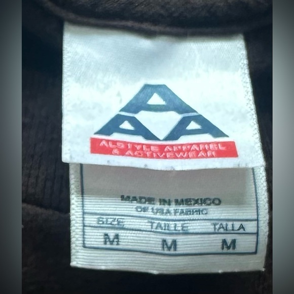 Y2K Vintage Chevrolet American Built Graphic T-Shirt Chevy Pin-Up Girl Print - Picture 8 of 9